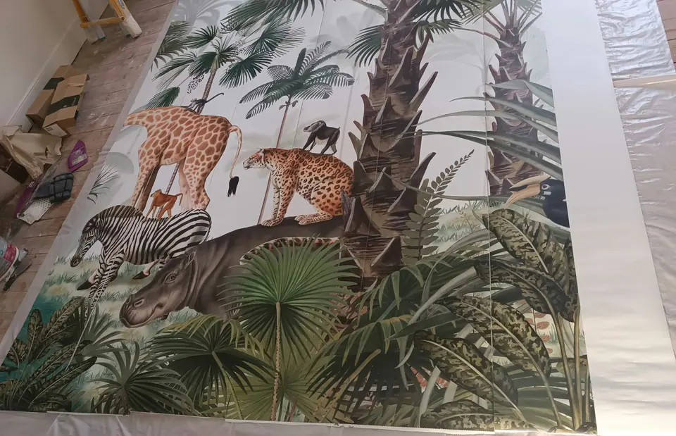 Panoramique jungle : contrôle des raccords avant la pose